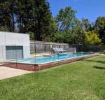 Sails on Bannister at Mollymook - Australian Destinations
