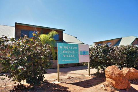 Ningaloo Breeze Villa 4 3 Bedroom Fully Self Contained Holiday Accommodation - Australian Destinations 3