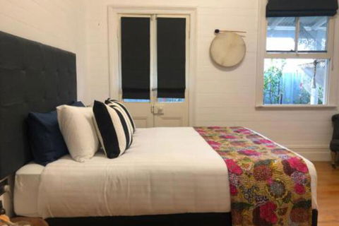 The Residence Stylish Comfort With Fireplace - Australian Destinations 4