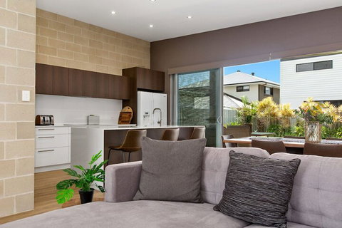 BEACHSIDE HAVEN - Australian Destinations 7