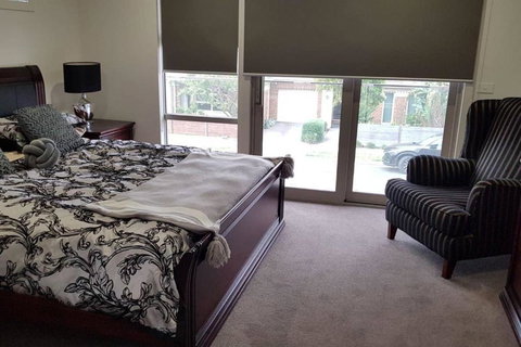 CHELSEA Family Home Close To Beach & Shops - Australian Destinations 6