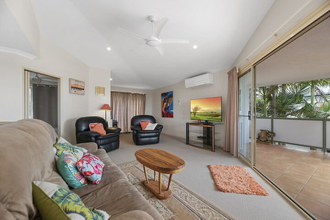 Fabulous Pet Friendly Family Home - 3 Carribean Court - Australian Destinations 6