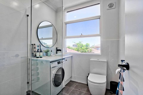 1 Bedroom Apt With Air Conditioning In Plympton - Australian Destinations 4