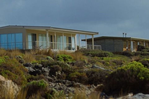 Hanson Bay Wildlife Sanctuary And Cabins - Australian Destinations 4