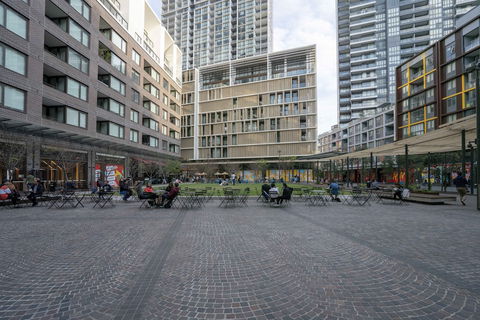 New 2 Bedroom Darling Harbor Apartment - Australian Destinations 1