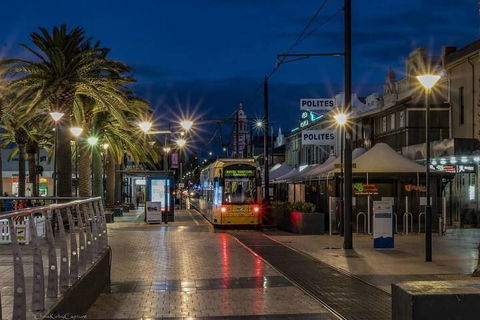 2 Bedroom Apt With Balcony & Air Con In Plympton - Australian Destinations 5