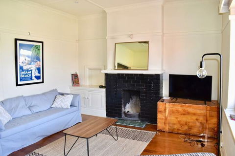 Art Deco Apt In Sunny Elwood Minutes To St. Kilda - Australian Destinations 2