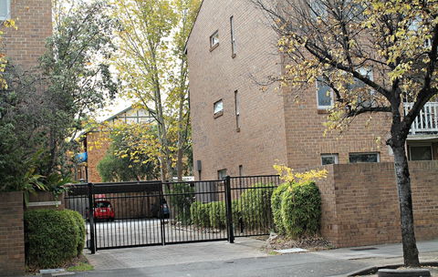 Adelaide Dresscircle Apartments - Archer Street - Australian Destinations 2