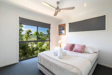 Casa Del Mar Airlie Beach - Australian Destinations 3