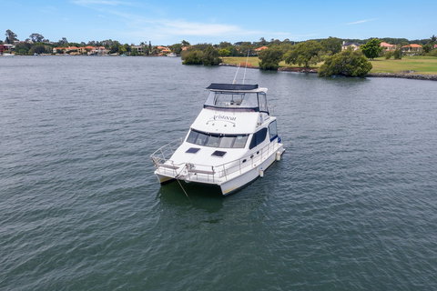 Coomera Houseboat Holidays - Australian Destinations 2