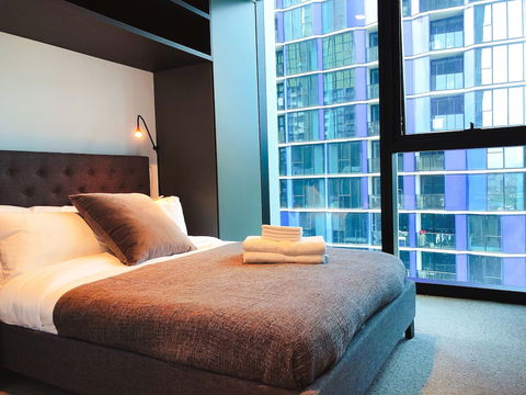 CBD Amazing View 2 Bedrooms Apartments - Australian Destinations 5