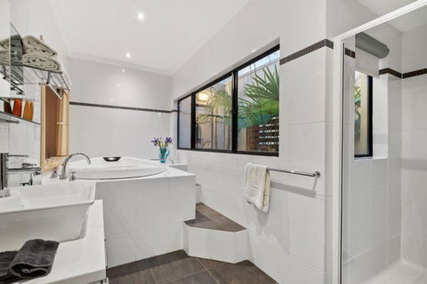 About Time Retreats Studio Seven - Australian Destinations 6