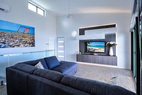 Casuarina Cove - Australian Destinations 5