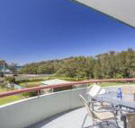 Fathoms 17 Mollymook ALL LINEN PROVIDED - Australian Destinations