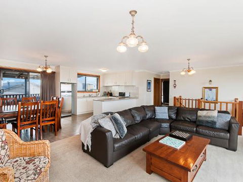 AMBIENCE By THE SEA - Australian Destinations 2