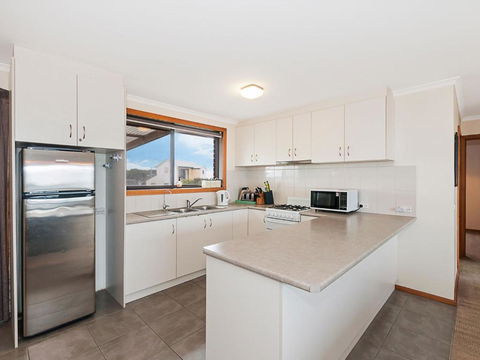 AMBIENCE By THE SEA - Australian Destinations 1