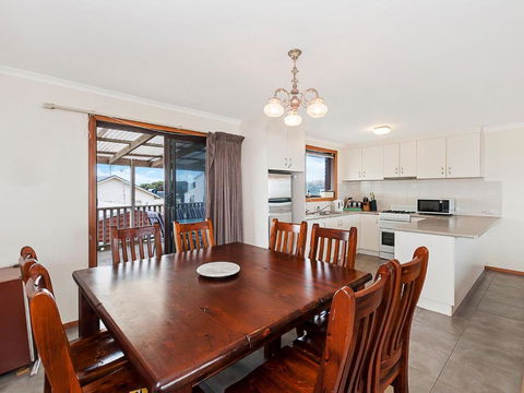 AMBIENCE By THE SEA - Australian Destinations 4