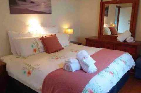 RYE Rock N Roll & Roadsters Are Coming To Town - Australian Destinations 0