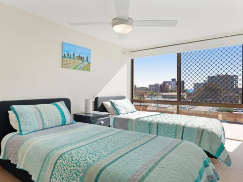 Garden Apartment At Forster Tower - Australian Destinations 6