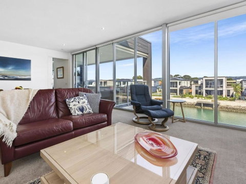MARINA VIEW - Australian Destinations 2