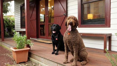 Coach House - Australian Destinations 5