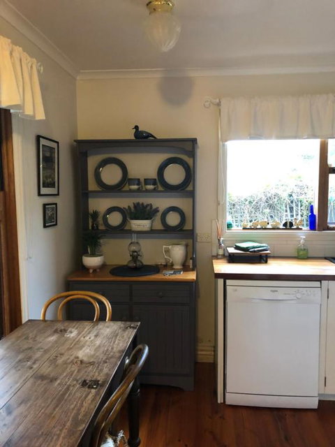 Coach House - Australian Destinations 4