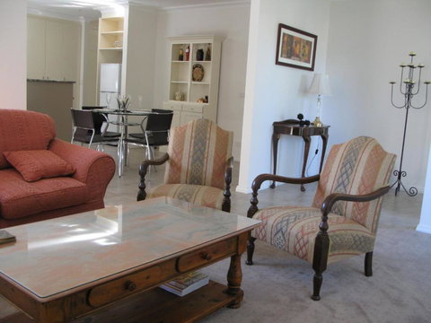 The Villa Kyabram - Australian Destinations 2