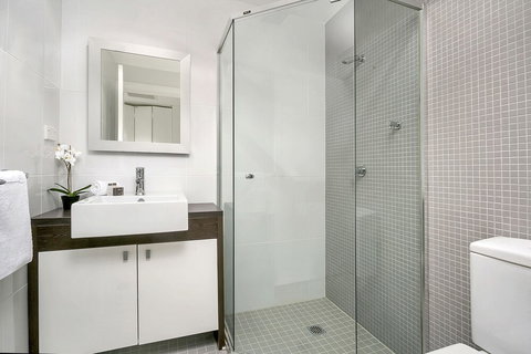 Contemporary Garden Apartment SINC1 - Australian Destinations 1