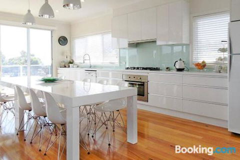 Allure - Australian Destinations 7