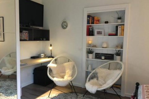 Brydon House Garden Studio - Australian Destinations 7