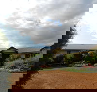 Shambhala Guesthouse - Australian Destinations