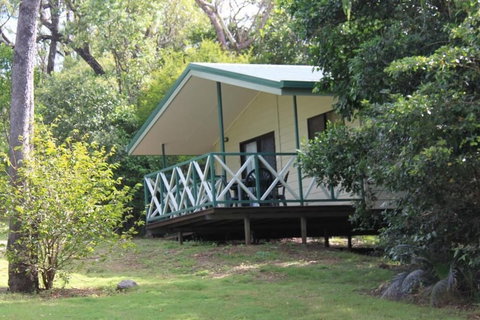 Capricorn Caves - Caravan Park - Australian Destinations 0