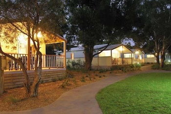 Kendalls On The Beach Holiday Park - Australian Destinations 1