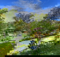 Riverbank Park Motel