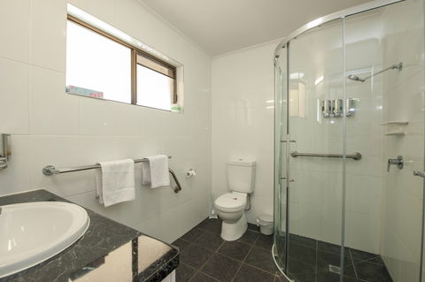 Allan Cunningham Motel - Australian Destinations 6