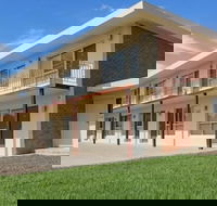 Seven Pines Motor Inn - Australian Destinations