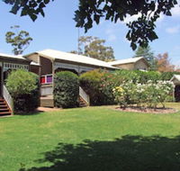 Adamsons Riverside Accommodation - Australian Destinations