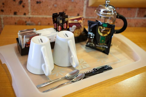 Akuna Motor Inn And Apartments - Australian Destinations 5