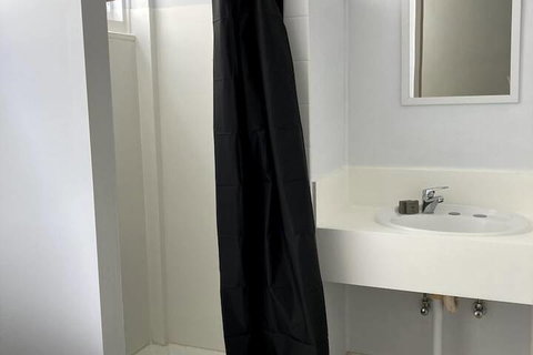 Cairns City Motel - Australian Destinations 6