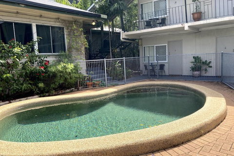 Cairns City Motel - Australian Destinations 4