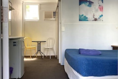 Cairns City Motel - Australian Destinations 0