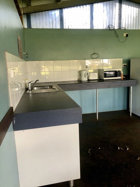 Atherton Travellers Park - Australian Destinations 4