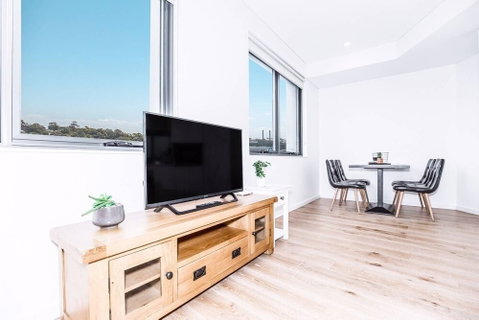 B08-darling Harbour Studio - Australian Destinations 3