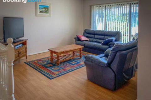 Endeavour 6 - Australian Destinations 5