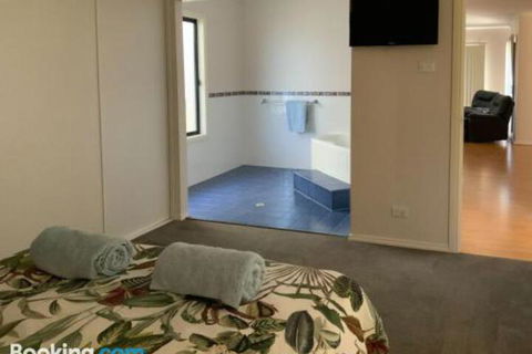 Endeavour 6 - Australian Destinations 3