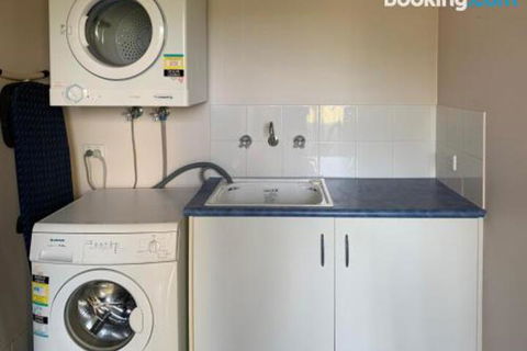 Endeavour 6 - Australian Destinations 0