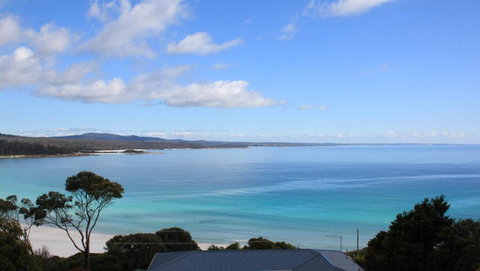 SEA EAGLE COTTAGE Amazing Views Of Bay Of Fires - Australian Destinations 2