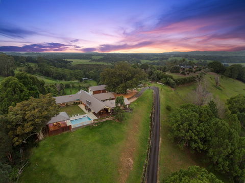 A PERFECT STAY Serene Myocum - Australian Destinations 1