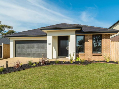 Cosy On Currawong - Australian Destinations 2