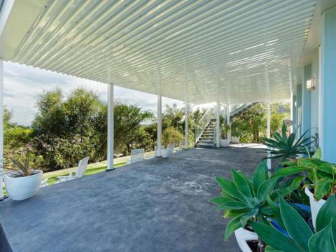 NANNY & POPPYS BEACH HOUSE Gerroa 4pm Check Out Sundays - Australian Destinations 1